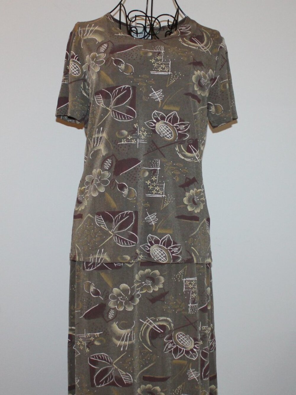 Pio Studio 2-Piece Skirt Set Floral Boho Dark Green Wrinkle Free Knit Sz M 90's
